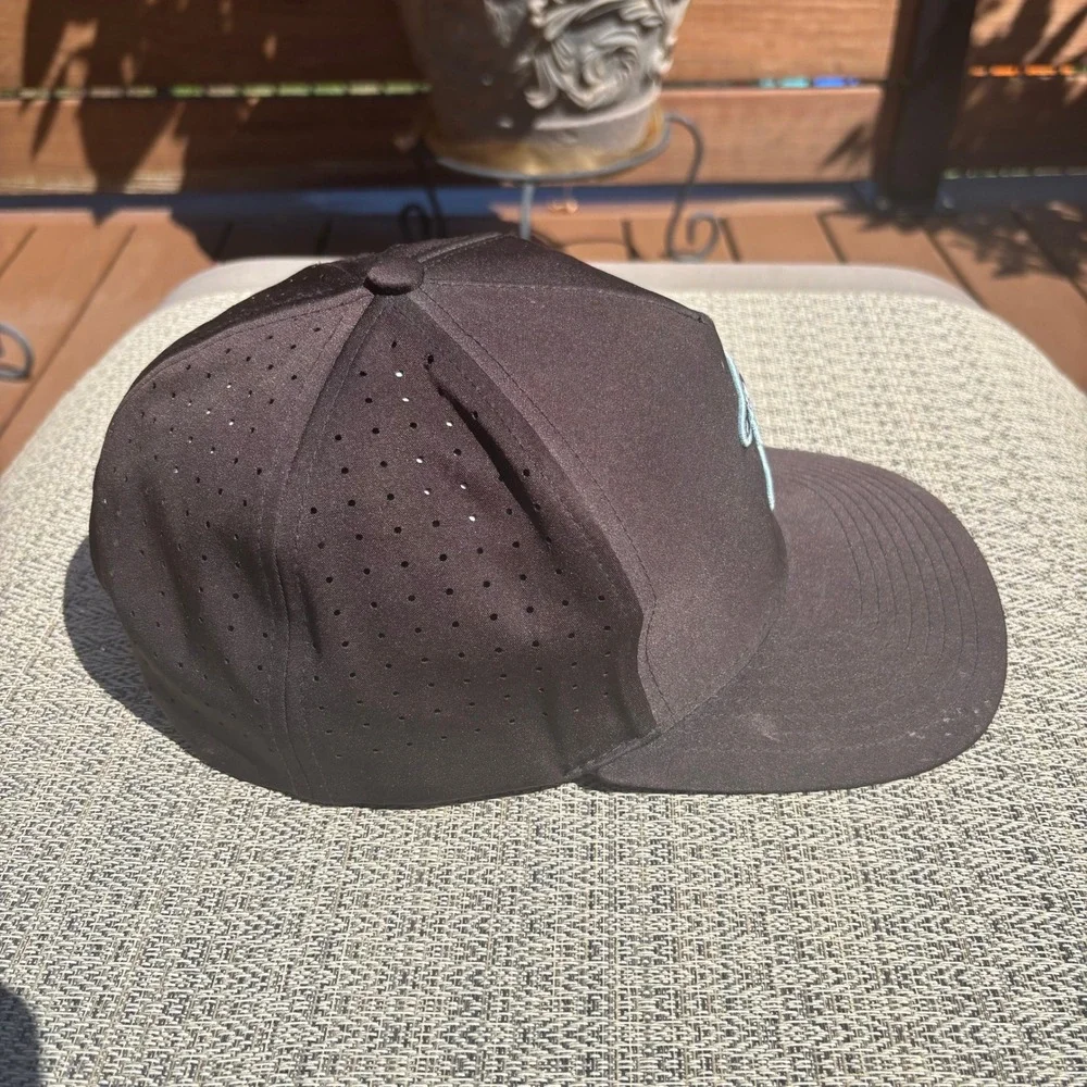 Waggle Golf Hat Mens OSFA Black Excellent Moon Shot Astronaut Snapback Cap